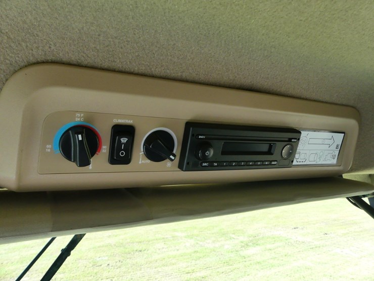 john-deere-cp690-image-25