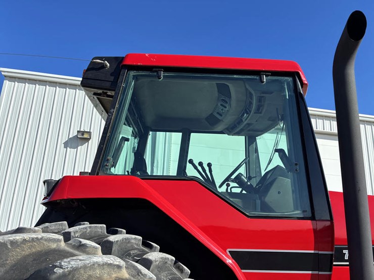 1989-case-ih-7140-image-17