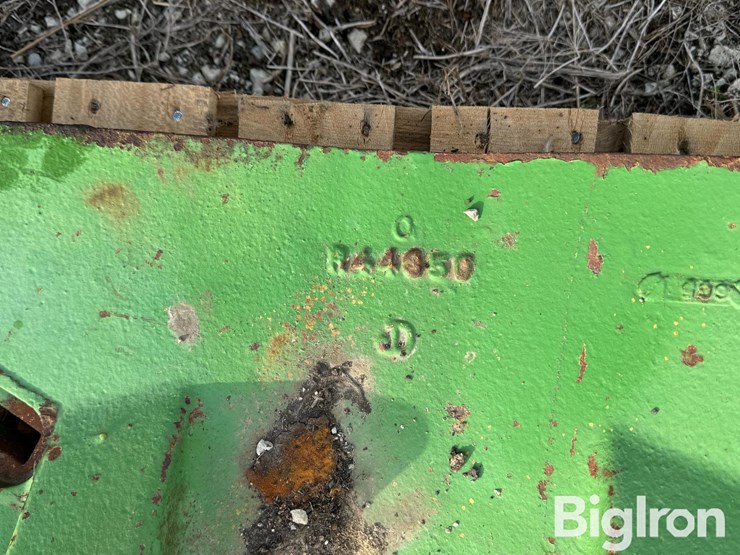 john-deere-double-stack-pad-weight-&-starter-rails-image-4