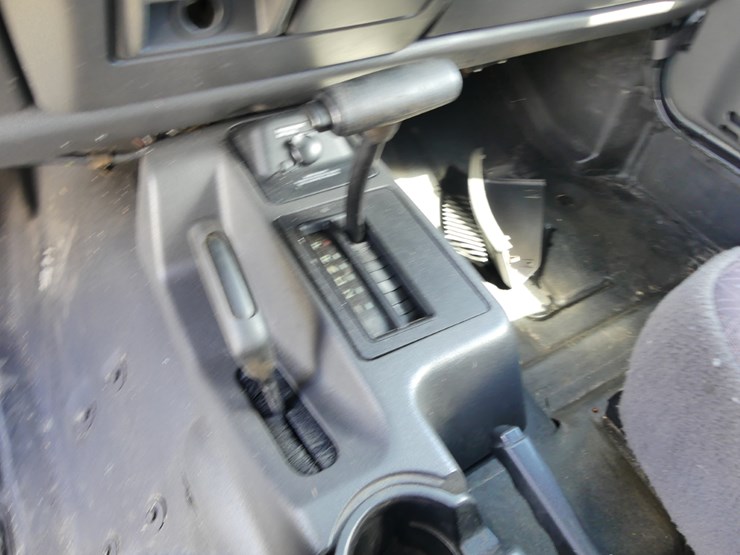 2002-jeep-wrangler-image-13