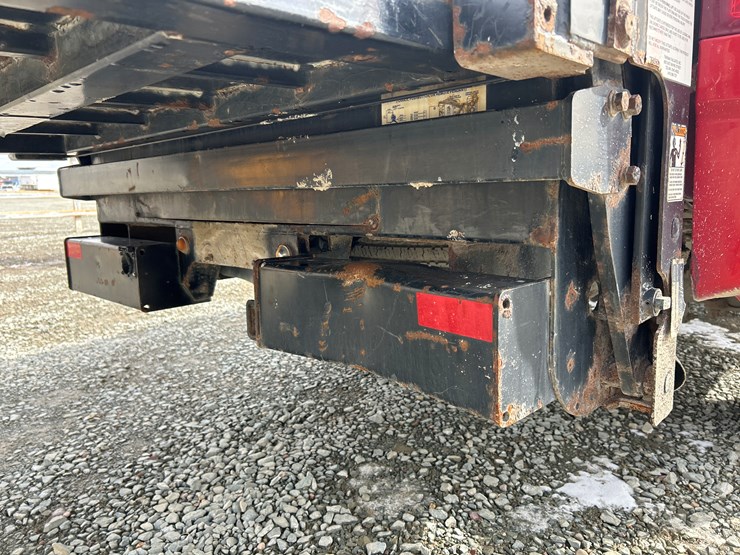 2012-chevrolet-silverado-2500-lt-image-28