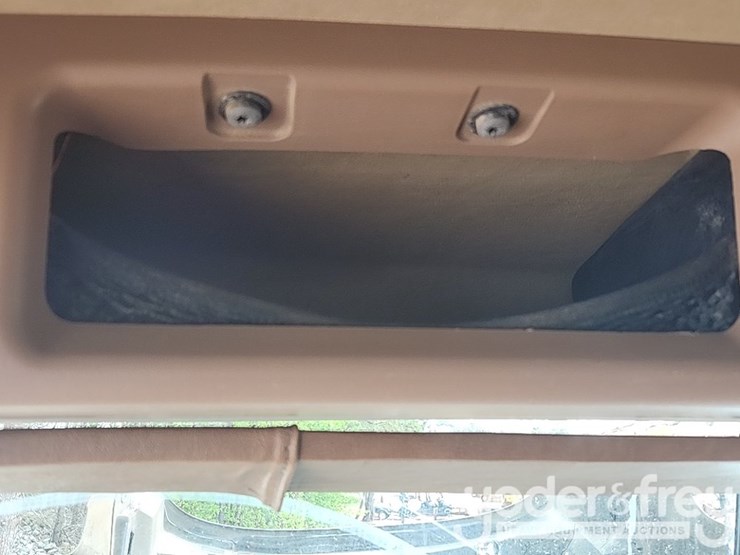 2011-mack-gu713-image-31