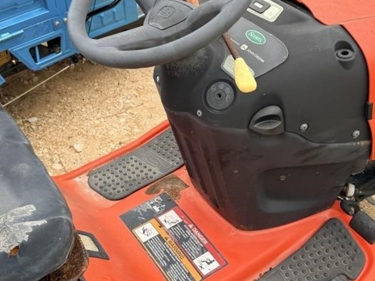 john-deere-17-image-8