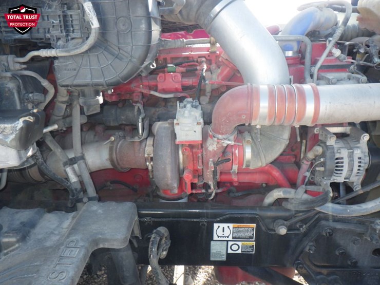 2020-kenworth-t680-image-23