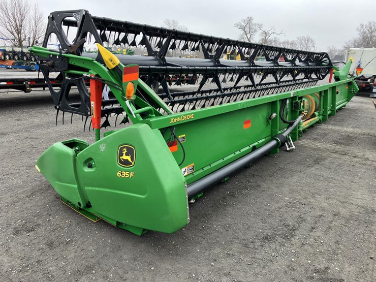 2018-john-deere-635f-image-2