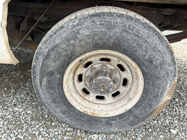 2001-ford-f250-image-52