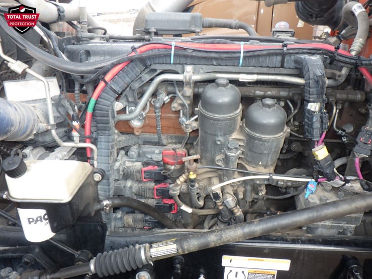 2023-peterbilt-389-image-24