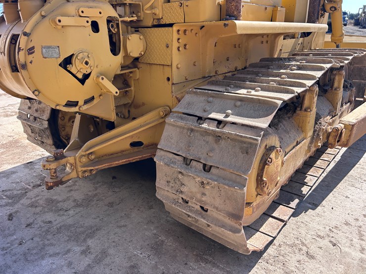 caterpillar-d7-image-16