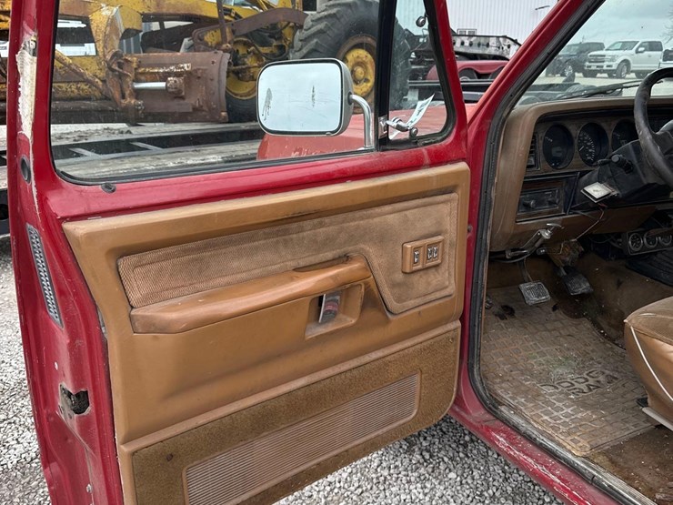 1992-dodge-350-image-27