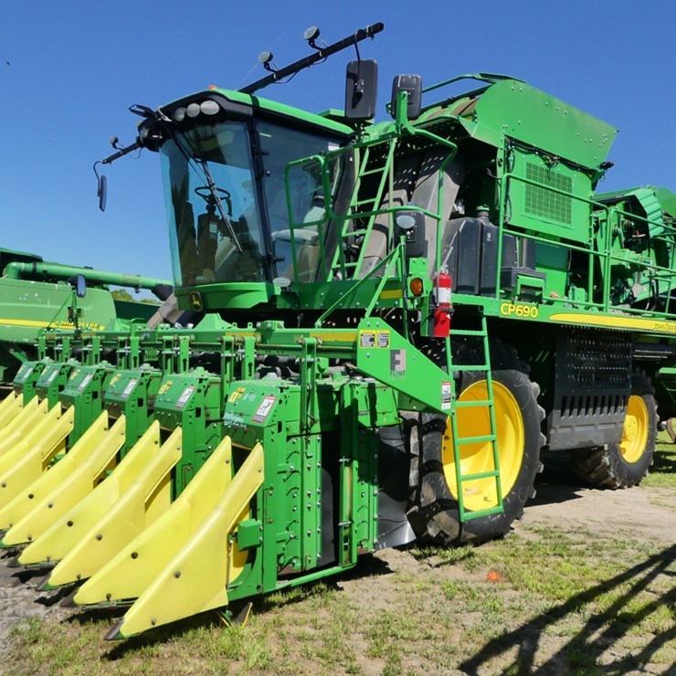 JOHN DEERE CP690