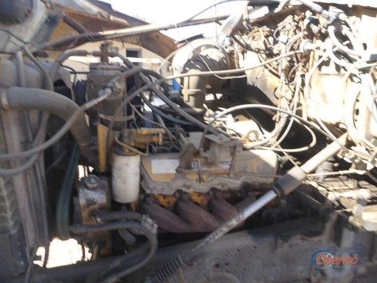 1985-ford-8000-image-9