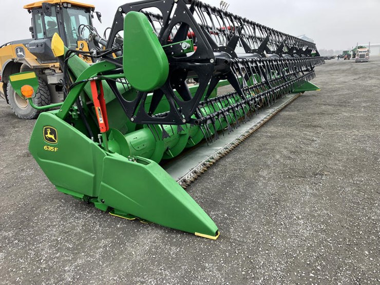 2018-john-deere-635f-image-17