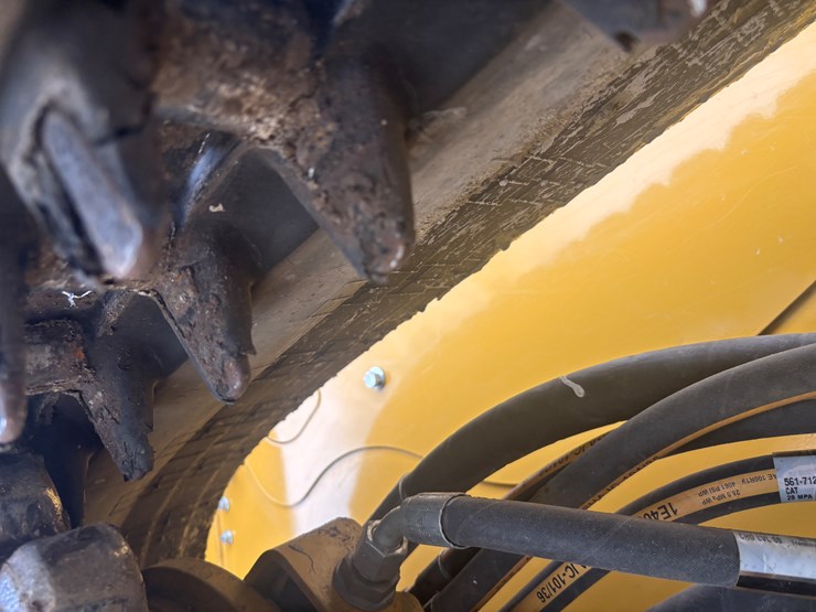 2023-caterpillar-289d3-image-72