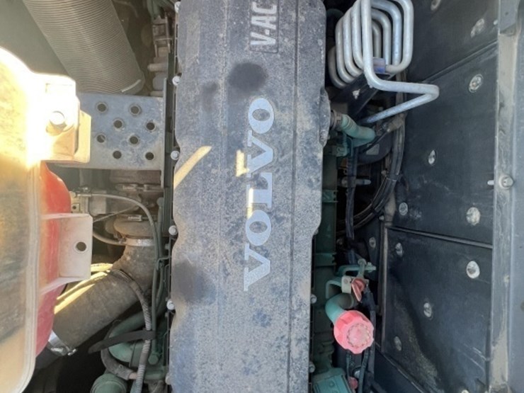 2019-volvo-ec380el-image-28