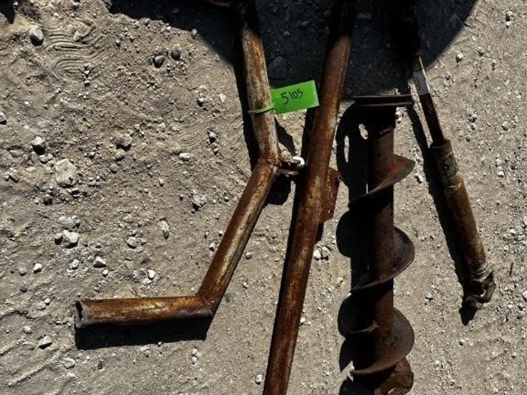 ford-tractor-image-2