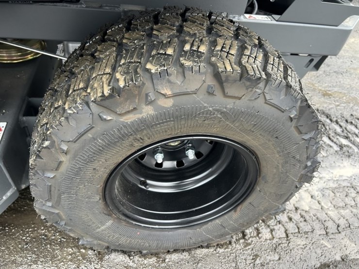 2023-spartan-rz-hd-zero-turn-mower-image-11