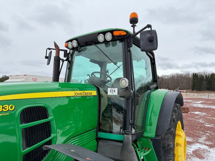 john-deere-7330-premium-image-20
