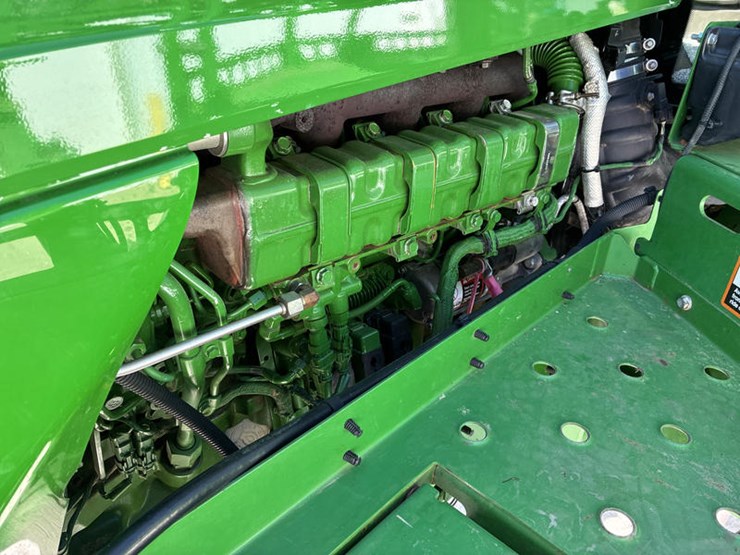 2018-john-deere-r4030-image-65