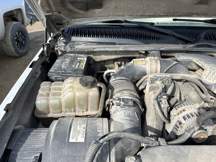 2006-chevrolet-2500-image-33