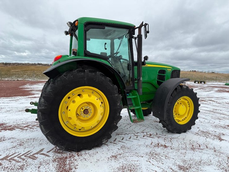 john-deere-7330-premium-image-4