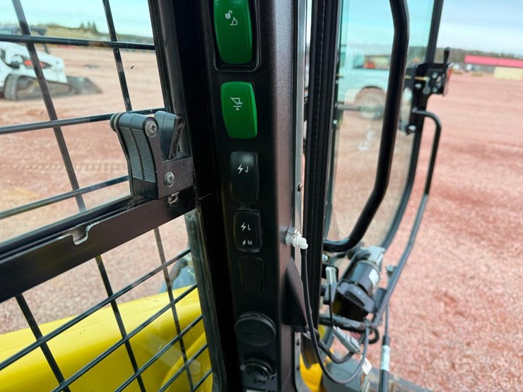 2019-wacker-neuson-sw28-image-43