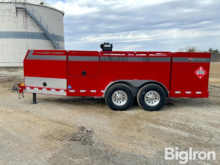 2023-thundercreek-fst990-image-9