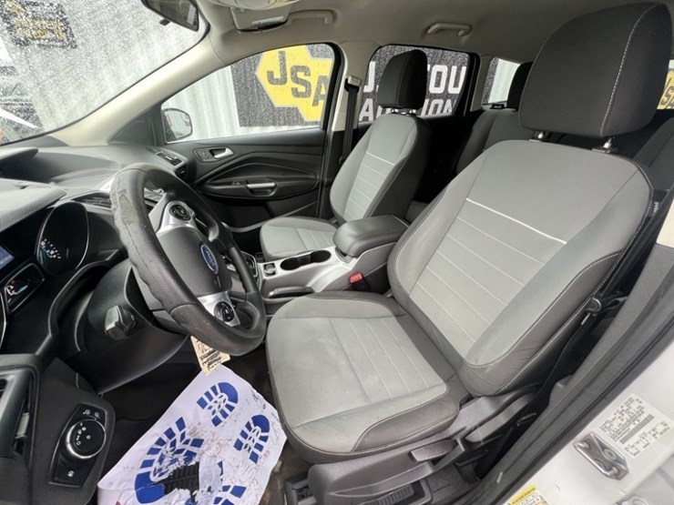 2013-ford-escape-image-23