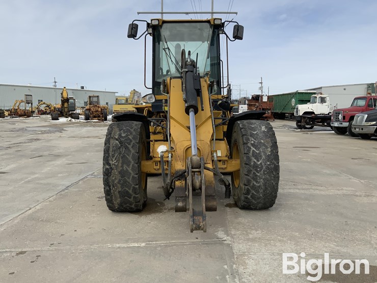 2006-caterpillar-930g-image-2