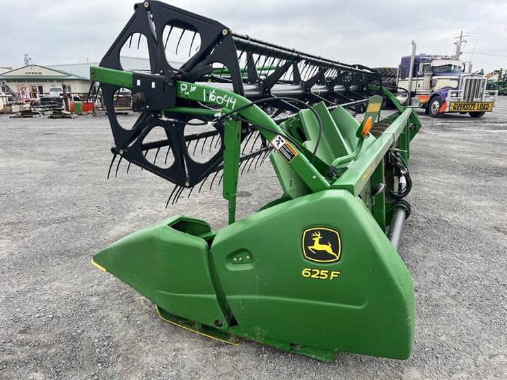 2008-john-deere-625f-image-1