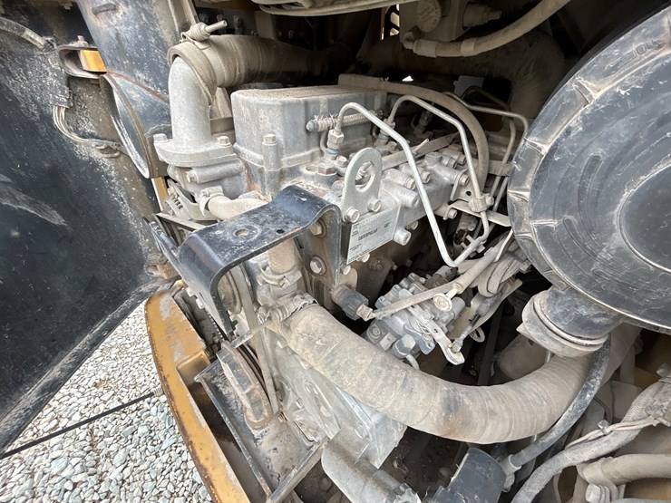 caterpillar-252b-image-26