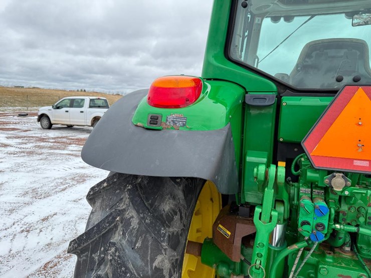 john-deere-7330-premium-image-28
