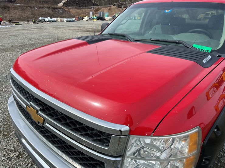 2012-chevrolet-silverado-2500-lt-image-12