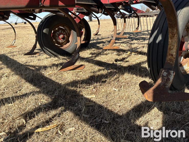 case-ih-4800-image-19