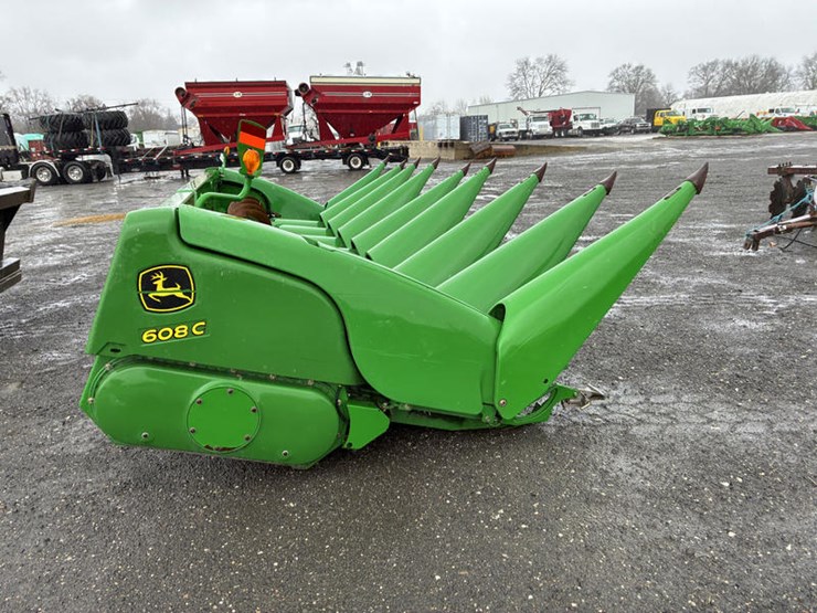 2008-john-deere-608c-image-15
