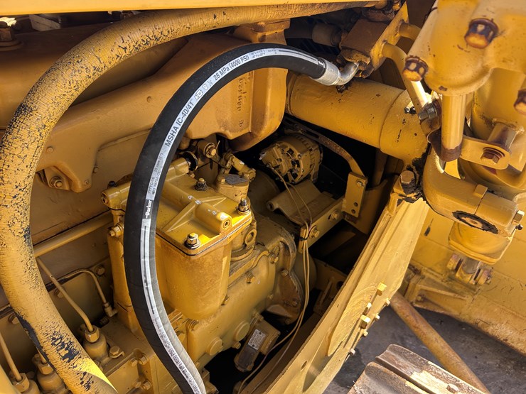 caterpillar-d7-image-38