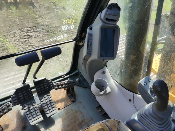 deere-210g-lc-image-14