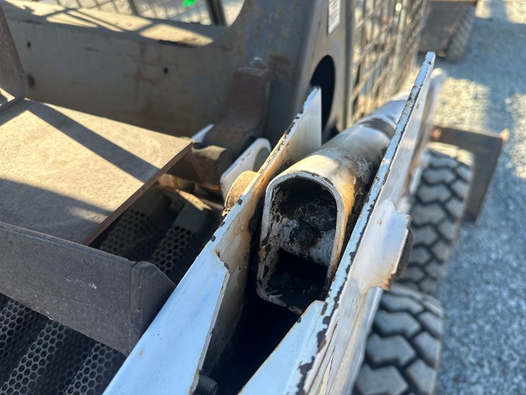 bobcat-742b-image-25