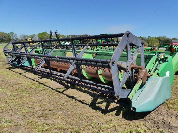 john-deere-920-image-1