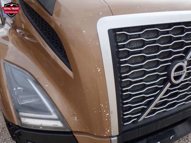 2022-volvo-vnl-300-image-4