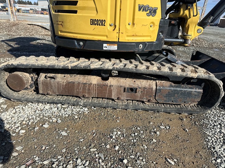 yanmar-vio35-6a-image-67