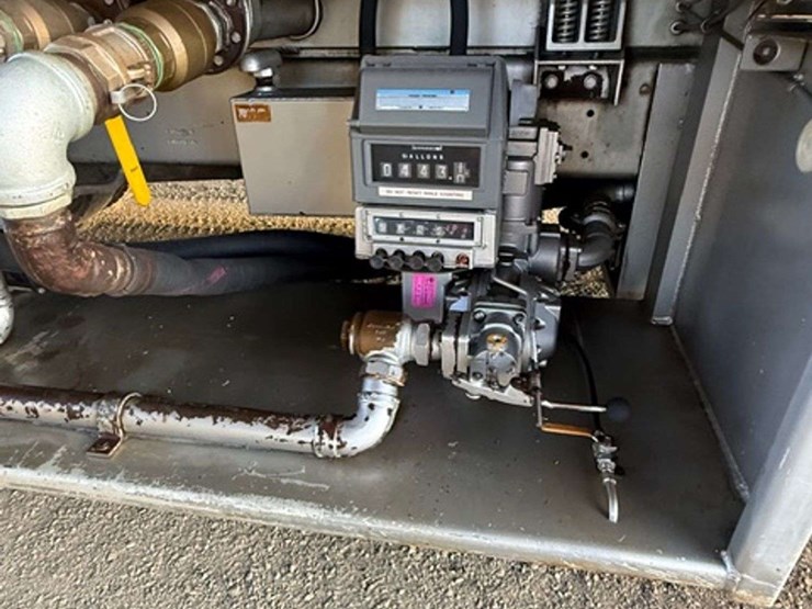 1996-ford-l8000-image-10