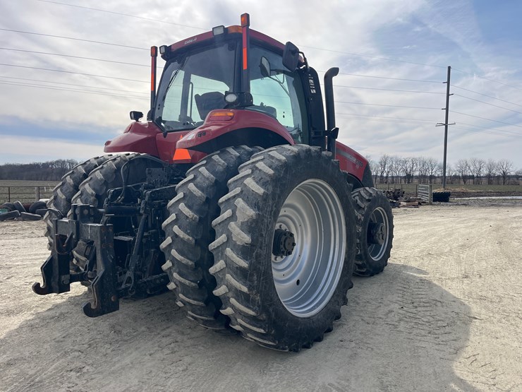 case-ih-magnum-370-cvt-image-5