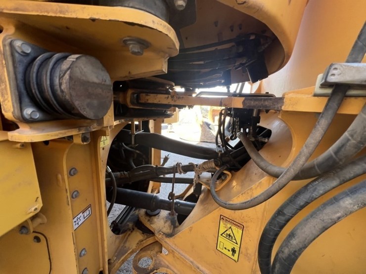 2020-volvo-l70h-image-16