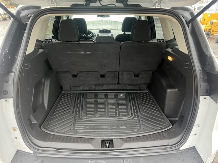 2013-ford-escape-image-19