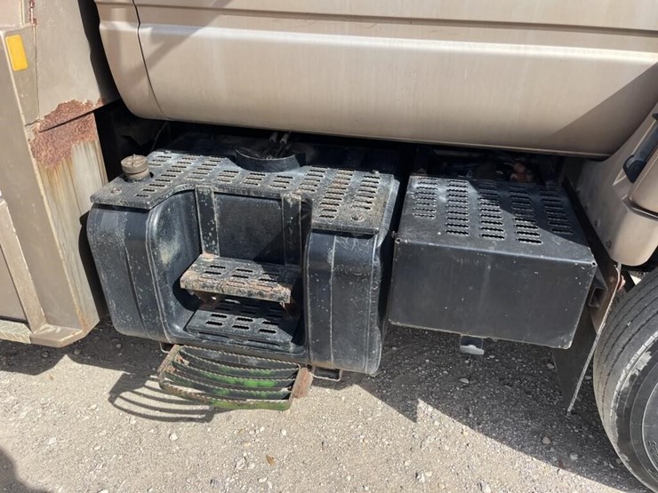 l2---1996-chevy-kodiak-image-9