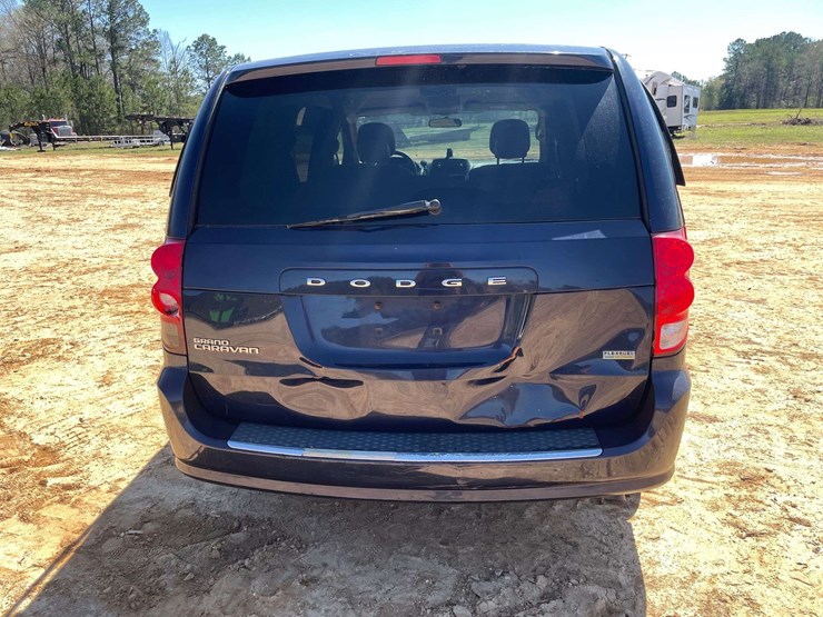 2014-dodge-grand-caravan-image-6