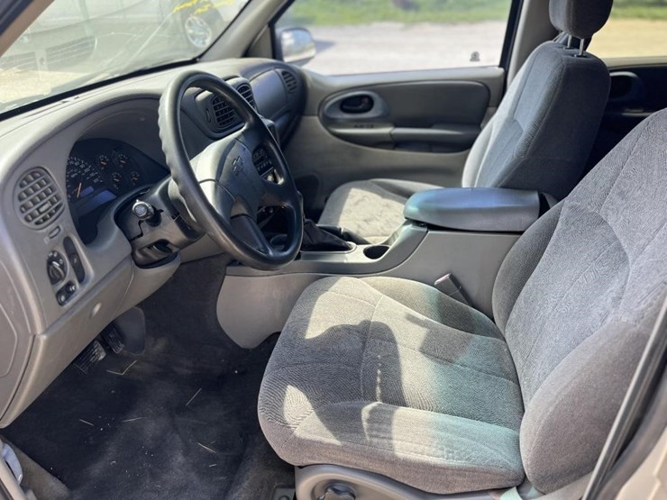 2004-chevrolet-trailblazer-image-6