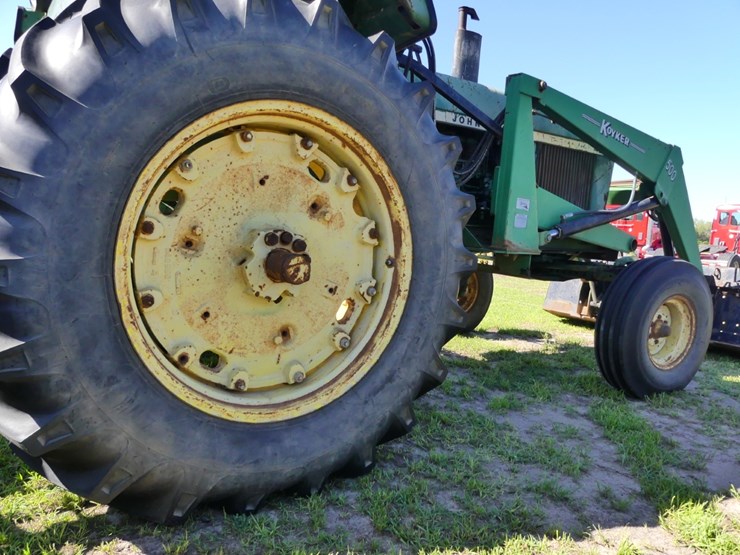 john-deere-4230-image-7