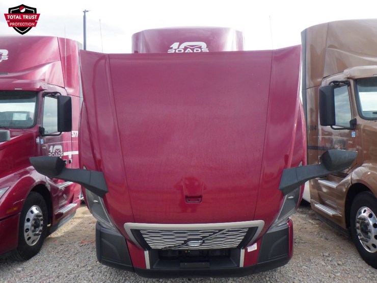 2024-volvo-vnl-300-image-21