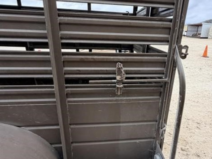 l2---leggit-horse-trailer-image-10